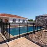 בית נופש Casa Con Piscina La Madriguera אסטפונה